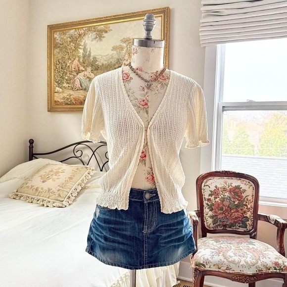 Calvin Klein Sweaters - Y2K cream knit short sleeve cardigan Calvin Klein size large